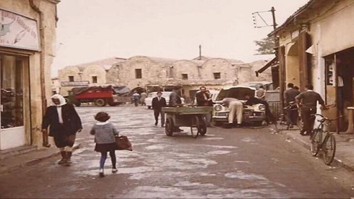 Tarihi Mekan Asmaaltı Meydanı